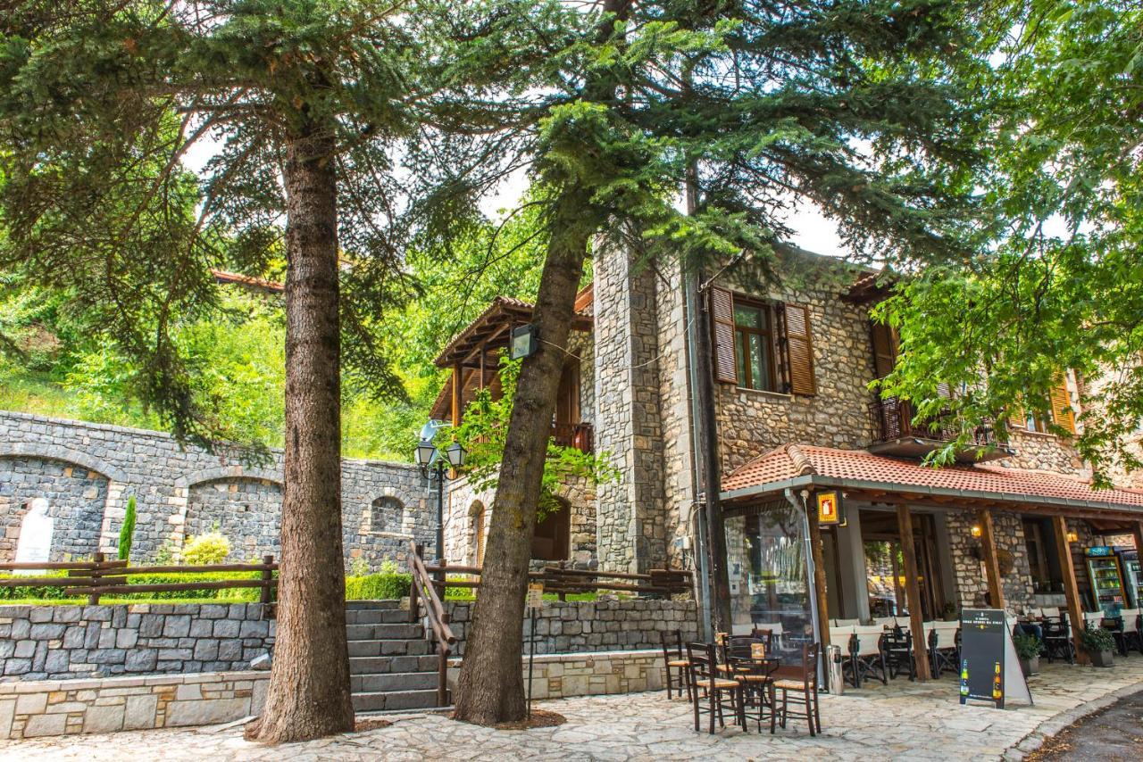 Апартаменты «Σκλάβας Χνάρι» Παραδοσιακός Ξενώνας Magouliana Экстерьер фото